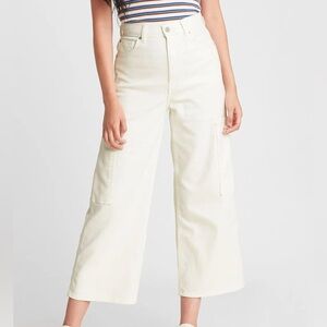 Levi’s High Waisted Wide Leg Crop